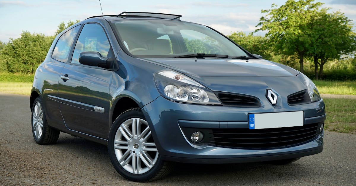 Renault Clio V Intens TCe 100 — berline compacte bleue